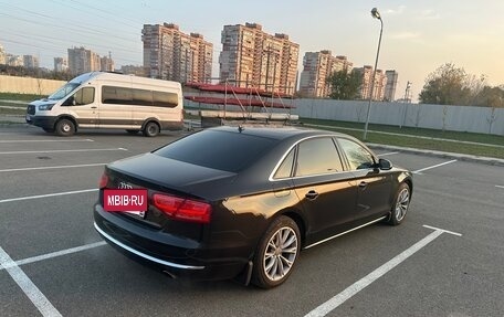 Audi A8, 2013 год, 2 000 000 рублей, 12 фотография