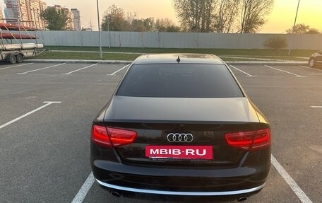 Audi A8, 2013 год, 2 000 000 рублей, 10 фотография