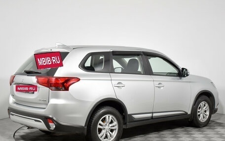 Mitsubishi Outlander III рестайлинг 3, 2018 год, 1 749 000 рублей, 5 фотография