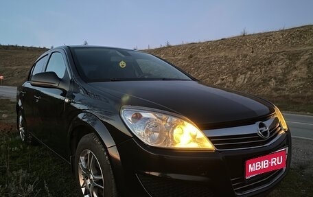 Opel Astra H, 2012 год, 810 000 рублей, 1 фотография