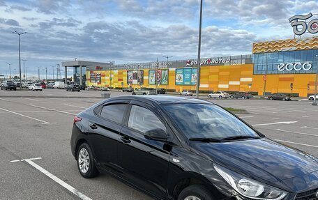 Hyundai Solaris II рестайлинг, 2017 год, 1 150 000 рублей, 3 фотография