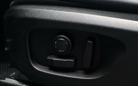 Land Rover Discovery Sport I рестайлинг, 2017 год, 2 750 000 рублей, 16 фотография