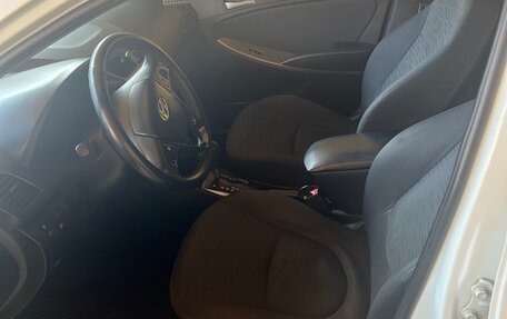 Hyundai Solaris II рестайлинг, 2016 год, 750 000 рублей, 4 фотография