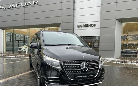 Mercedes-Benz V-Класс, 2025 год, 14 100 000 рублей, 2 фотография