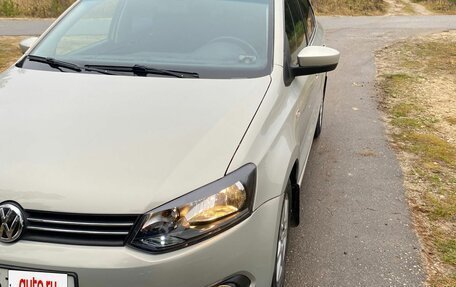 Volkswagen Polo VI (EU Market), 2011 год, 700 000 рублей, 3 фотография