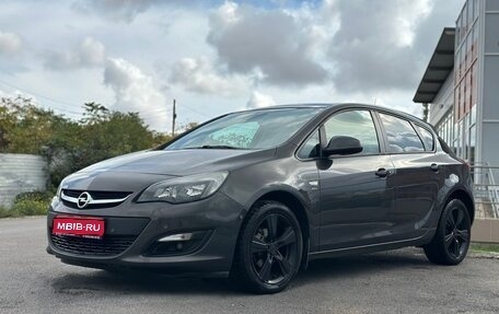 Opel Astra J, 2014 год, 987 000 рублей, 1 фотография