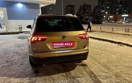 Volkswagen Tiguan II, 2017 год, 1 870 000 рублей, 6 фотография