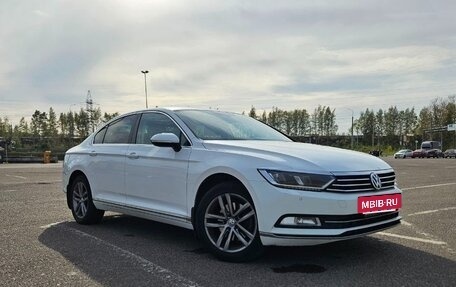 Volkswagen Passat B8 рестайлинг, 2017 год, 1 650 000 рублей, 5 фотография