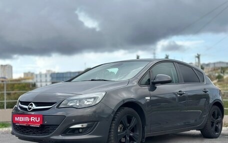 Opel Astra J, 2014 год, 987 000 рублей, 5 фотография