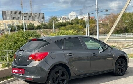 Opel Astra J, 2014 год, 987 000 рублей, 9 фотография