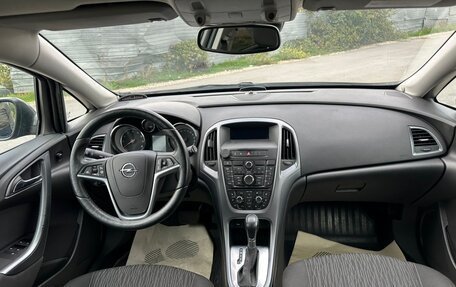 Opel Astra J, 2014 год, 987 000 рублей, 24 фотография