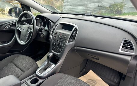 Opel Astra J, 2014 год, 987 000 рублей, 26 фотография