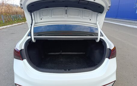 Hyundai Solaris II рестайлинг, 2019 год, 1 300 000 рублей, 8 фотография