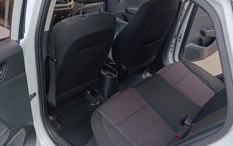 Hyundai Solaris II рестайлинг, 2019 год, 1 300 000 рублей, 10 фотография