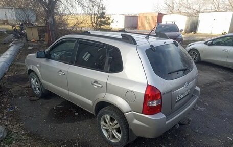Hyundai Tucson III, 2006 год, 830 000 рублей, 4 фотография