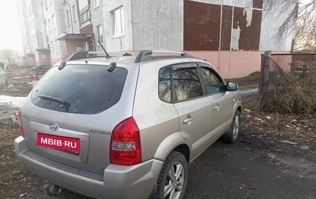 Hyundai Tucson III, 2006 год, 830 000 рублей, 3 фотография