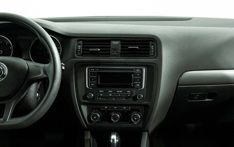 Volkswagen Jetta VI, 2015 год, 1 489 898 рублей, 14 фотография