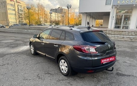 Renault Megane III, 2010 год, 650 000 рублей, 3 фотография