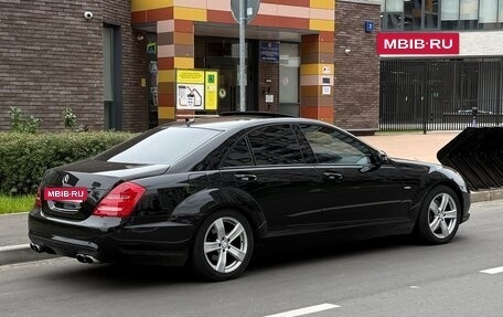 Mercedes-Benz S-Класс, 2011 год, 1 900 000 рублей, 2 фотография