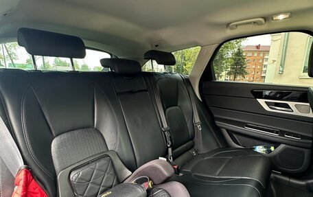 Jaguar XF II, 2018 год, 2 300 000 рублей, 8 фотография