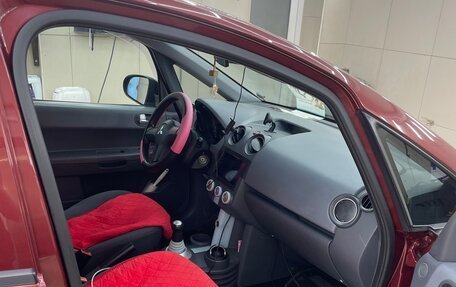 Mitsubishi Colt VI рестайлинг, 2005 год, 500 000 рублей, 5 фотография