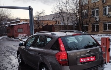 KIA cee'd I рестайлинг, 2010 год, 580 000 рублей, 2 фотография
