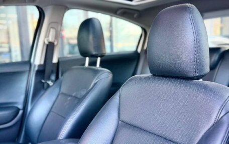 Honda Vezel, 2021 год, 1 619 000 рублей, 10 фотография