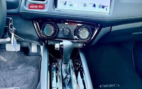 Honda Vezel, 2021 год, 1 619 000 рублей, 12 фотография