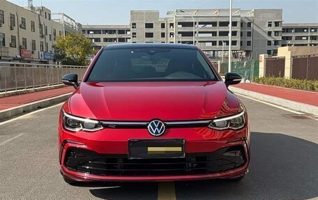 Volkswagen Golf VIII, 2021 год, 1 670 013 рублей, 2 фотография