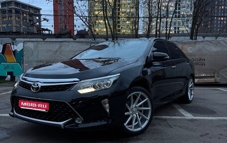 Toyota Camry, 2015 год, 1 950 000 рублей, 1 фотография