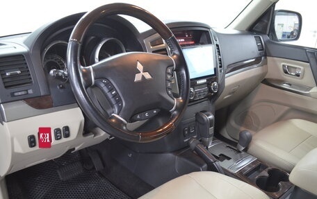 Mitsubishi Pajero IV, 2019 год, 3 550 000 рублей, 8 фотография