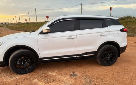 Geely Atlas, 2024 год, 2 600 000 рублей, 3 фотография