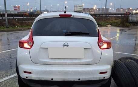 Nissan Juke II, 2013 год, 990 000 рублей, 3 фотография