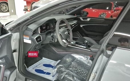 Audi RS 6, 2023 год, 14 900 011 рублей, 10 фотография