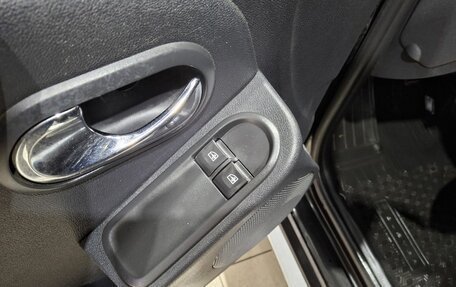 Renault Duster I рестайлинг, 2017 год, 1 100 000 рублей, 27 фотография