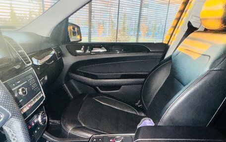 Mercedes-Benz GLS, 2016 год, 5 500 000 рублей, 28 фотография