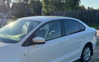 Volkswagen Polo VI (EU Market), 2013 год, 680 000 рублей, 1 фотография