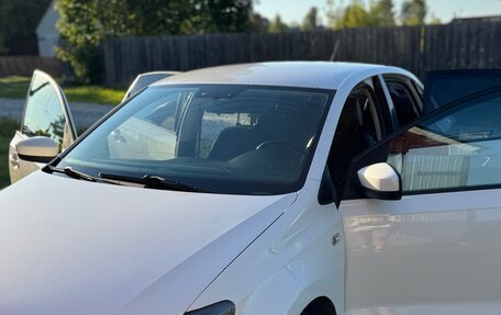 Volkswagen Polo VI (EU Market), 2013 год, 680 000 рублей, 5 фотография