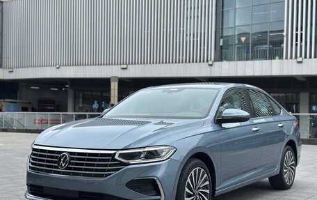 Volkswagen Lavida, 2022 год, 2 030 000 рублей, 1 фотография