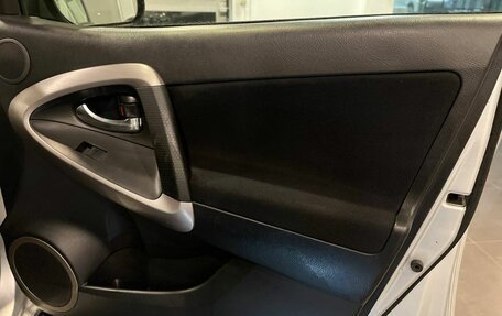 Toyota RAV4, 2007 год, 830 000 рублей, 26 фотография