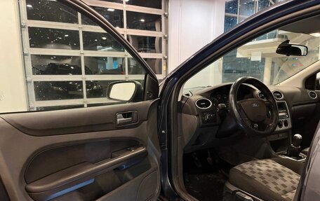 Ford Focus II рестайлинг, 2006 год, 380 000 рублей, 19 фотография