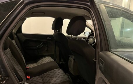 Ford Focus II рестайлинг, 2006 год, 380 000 рублей, 24 фотография