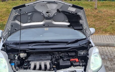 Honda Fit III, 2010 год, 810 000 рублей, 3 фотография