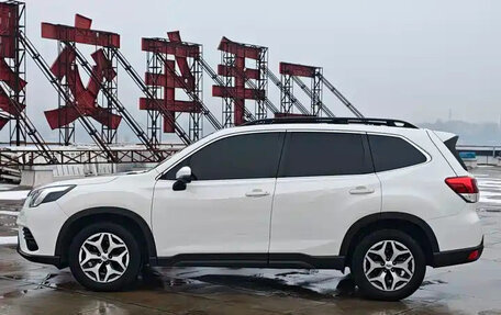 Subaru Forester, 2022 год, 1 800 999 рублей, 4 фотография