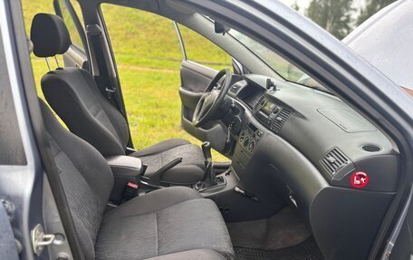 Toyota Corolla, 2003 год, 340 000 рублей, 5 фотография