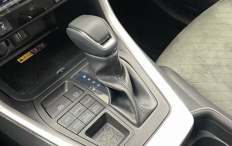 Toyota RAV4, 2025 год, 4 400 000 рублей, 17 фотография