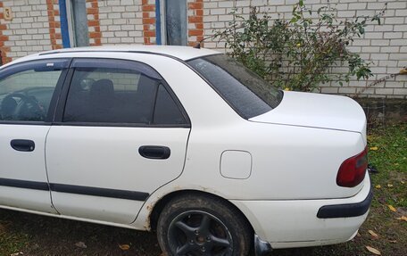 Mitsubishi Carisma I, 2002 год, 150 000 рублей, 4 фотография