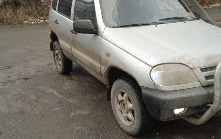 Chevrolet Niva I рестайлинг, 2005 год, 140 000 рублей, 3 фотография