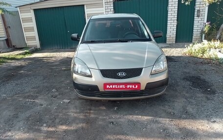 KIA Rio II, 2007 год, 420 000 рублей, 1 фотография