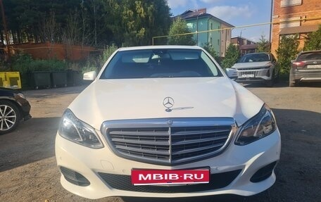 Mercedes-Benz E-Класс, 2013 год, 1 400 000 рублей, 1 фотография